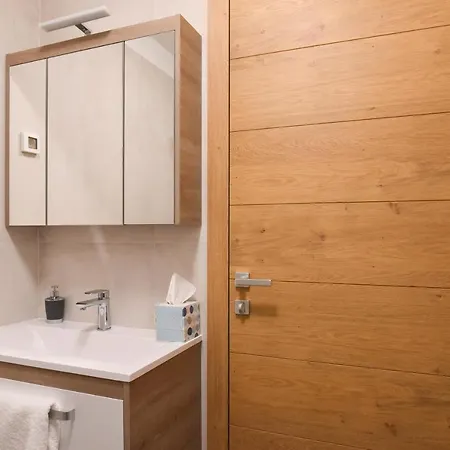 Maritimo Apartment Zadar